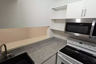 5720 SW 5th St, Miami, FL 33144 - Photo 12