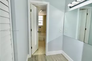 2541 Aragon Blvd, Sunrise, FL 33322 - Photo 10