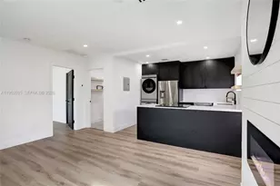 3671 NE 11th Ave, Oakland Park, FL 33334 - Photo 8