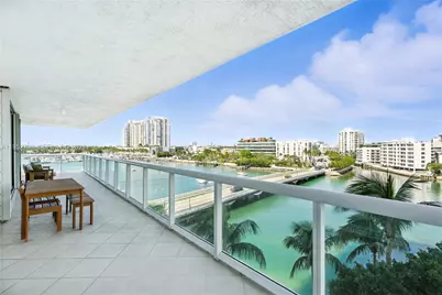 10 Venetian Way #604, Miami Beach, FL 33139 - Photo 4