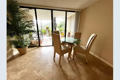 2806 N 46th Ave #D537, Hollywood, FL 33021 - Photo 10