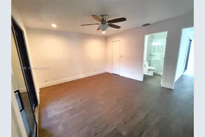5201 SW 31st Ave #102, Dania Beach, FL 33312 - Photo 6
