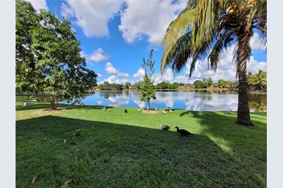 8351 S Coral Cir, North Lauderdale, FL 33068 - Photo 26