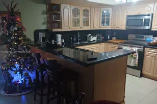 7854 W 10th Ave, Hialeah, FL 33014 - Photo 4