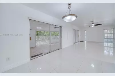 400 Minorca Ave #1, Coral Gables, FL 33134 - Photo 12