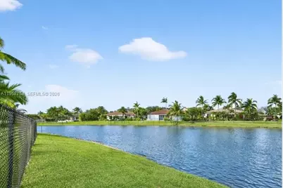 13003 SW 41st St, Davie, FL 33330 - Photo 34