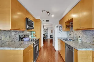 1201 S Ocean Dr, Hollywood, FL 33019 - Photo 10