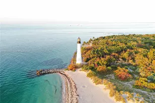 155 Ocean Ln Dr, Key Biscayne, FL 33149 - Photo 14