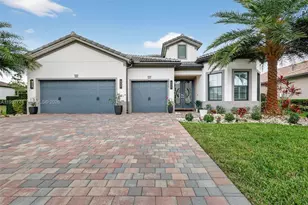 8426 Vaulting Dr, Lake Worth, FL 33467 - Photo 2