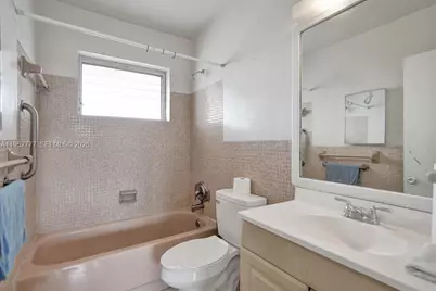 4731 NW 10th Ct #314, Plantation, FL 33313 - Photo 14