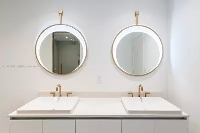 2678 Tigertail Ave #1707, Miami, FL 33133 - Photo 4