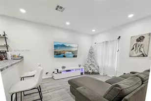 2307 Washington St, Hollywood, FL 33020 - Photo 6