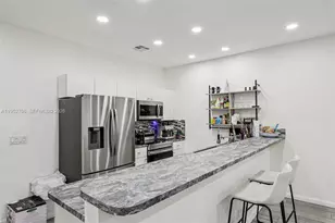 2307 Washington St, Hollywood, FL 33020 - Photo 12