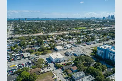 742 NW 70th St, Miami, FL 33150 - Photo 46