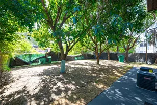 742 NW 70th St, Miami, FL 33150 - Photo 26