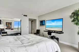 20281 E Country Club Dr, Aventura, FL 33180 - Photo 22