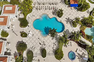 20281 E Country Club Dr, Aventura, FL 33180 - Photo 8