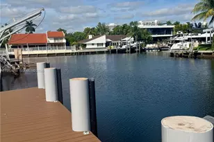 16453 NE 33rd Ave, North Miami Beach, FL 33160 - Photo 4