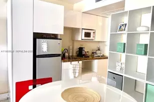 19201 Collins Ave, Sunny Isles Beach, FL 33160 - Photo 4