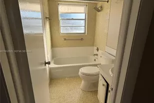 179 Canterbury, West Palm Beach, FL 33417 - Photo 6