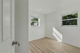 881 NW 34th Ave, Lauderhill, FL 33311 - Photo 16