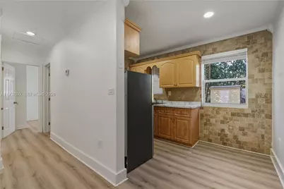 881 NW 34th Ave, Lauderhill, FL 33311 - Photo 6