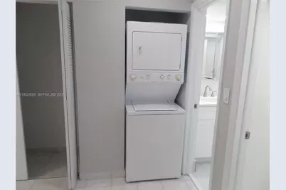 2154 W 60th St #12215, Hialeah, FL 33016 - Photo 2