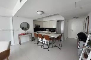 92 SW 3rd St, Miami, FL 33130 - Photo 4