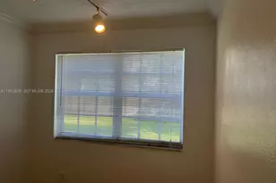 11601 SW 2nd St, Pembroke Pines, FL 33025 - Photo 12