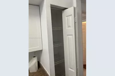 11601 SW 2nd St #21108, Pembroke Pines, FL 33025 - Photo 10