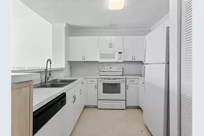 4460 NW 107th Ave #304-8, Doral, FL 33178 - Photo 16