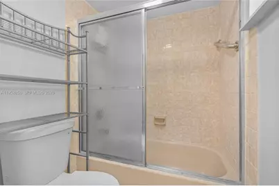 4141 Collins Ave #201, Miami Beach, FL 33140 - Photo 18