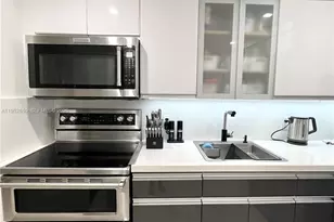 6770 Indian Creek Dr, Miami Beach, FL 33141 - Photo 6