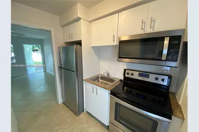 1061 NE 34 #2, Oakland Park, FL 33334 - Photo 6