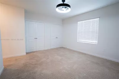 528 NE 1st Dr, Florida City, FL 33034 - Photo 16