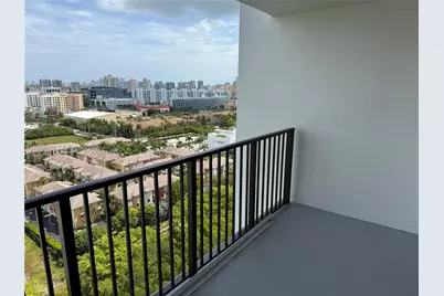 2780 NE 183rd St #2107, Aventura, FL 33160 - Photo 10