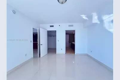 475 Brickell Ave #3611, Miami, FL 33131 - Photo 12