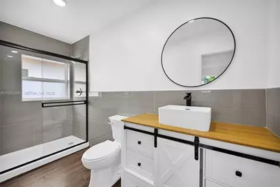 7911 SW 9th St, North Lauderdale, FL 33068 - Photo 46