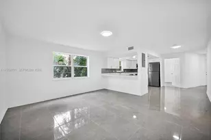 7911 SW 9th St, North Lauderdale, FL 33068 - Photo 14