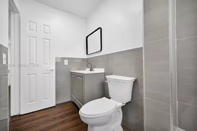 7911 SW 9th St, North Lauderdale, FL 33068 - Photo 34