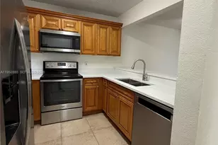 1453 Lake Crystal Dr, West Palm Beach, FL 33411 - Photo 6