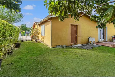 30323 SW 152nd Pl, Homestead, FL 33033 - Photo 16