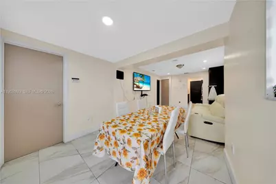 458 E 20th St, Hialeah, FL 33013 - Photo 6