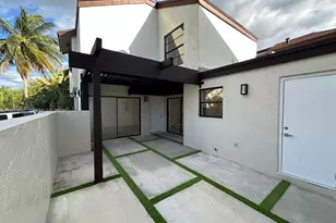 9734 NW 5th Terrace, Miami, FL 33172 - Photo 4