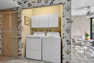 2810 N 46th Ave, Hollywood, FL 33021 - Photo 12