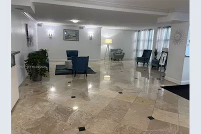 800 Parkview Dr #823, Hallandale Beach, FL 33009 - Photo 2