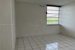 802 NW 87th Ave, Miami, FL 33172 - Photo 12