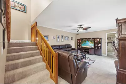 1172 SW 118th Ter, Davie, FL 33325 - Photo 18