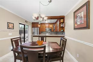 1172 SW 118th Terrace, Davie, FL 33325 - Photo 6