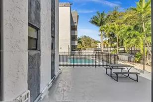 13500 NE 3rd Ct, North Miami, FL 33161 - Photo 6